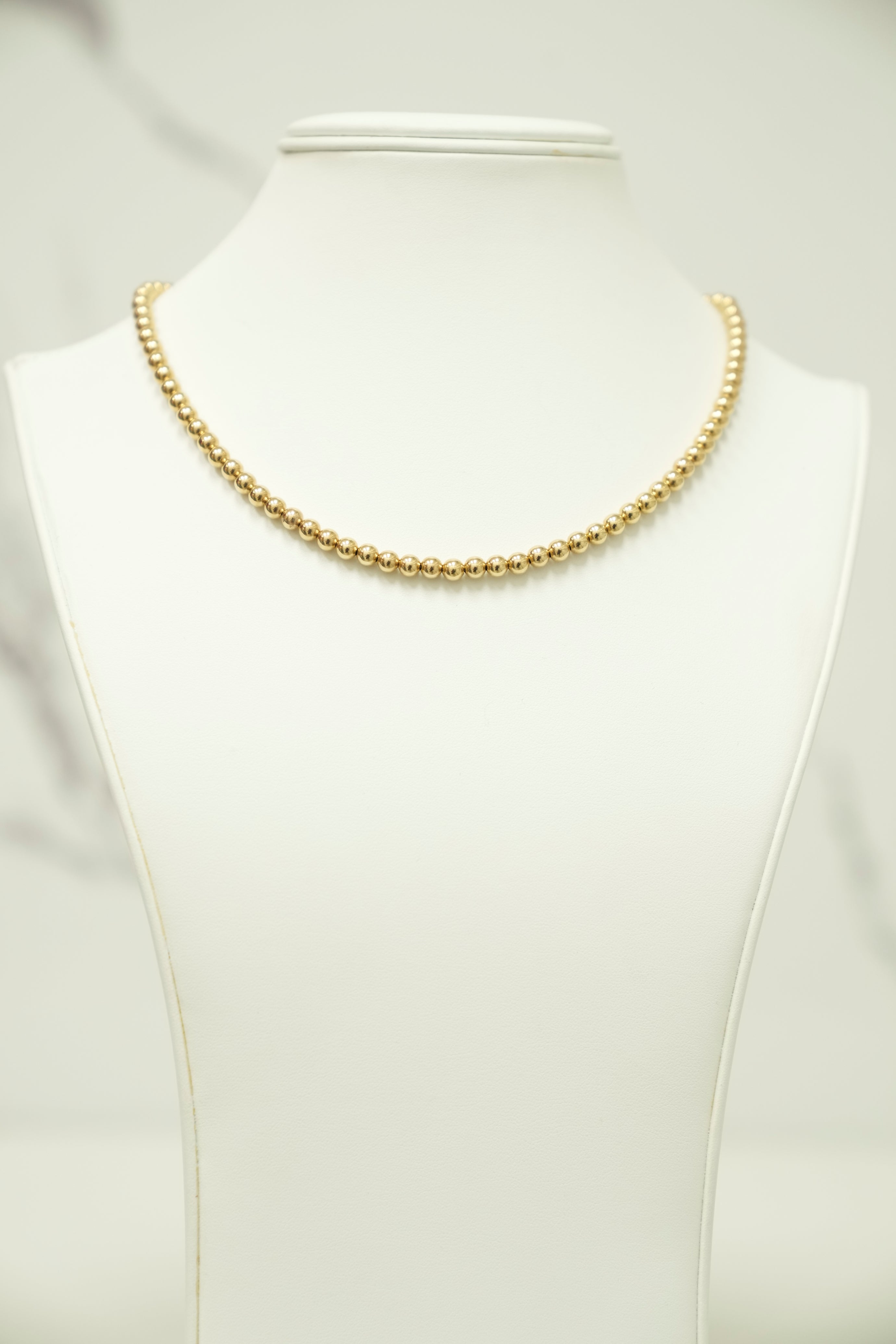 Gargantilla de Muchas Bolitas